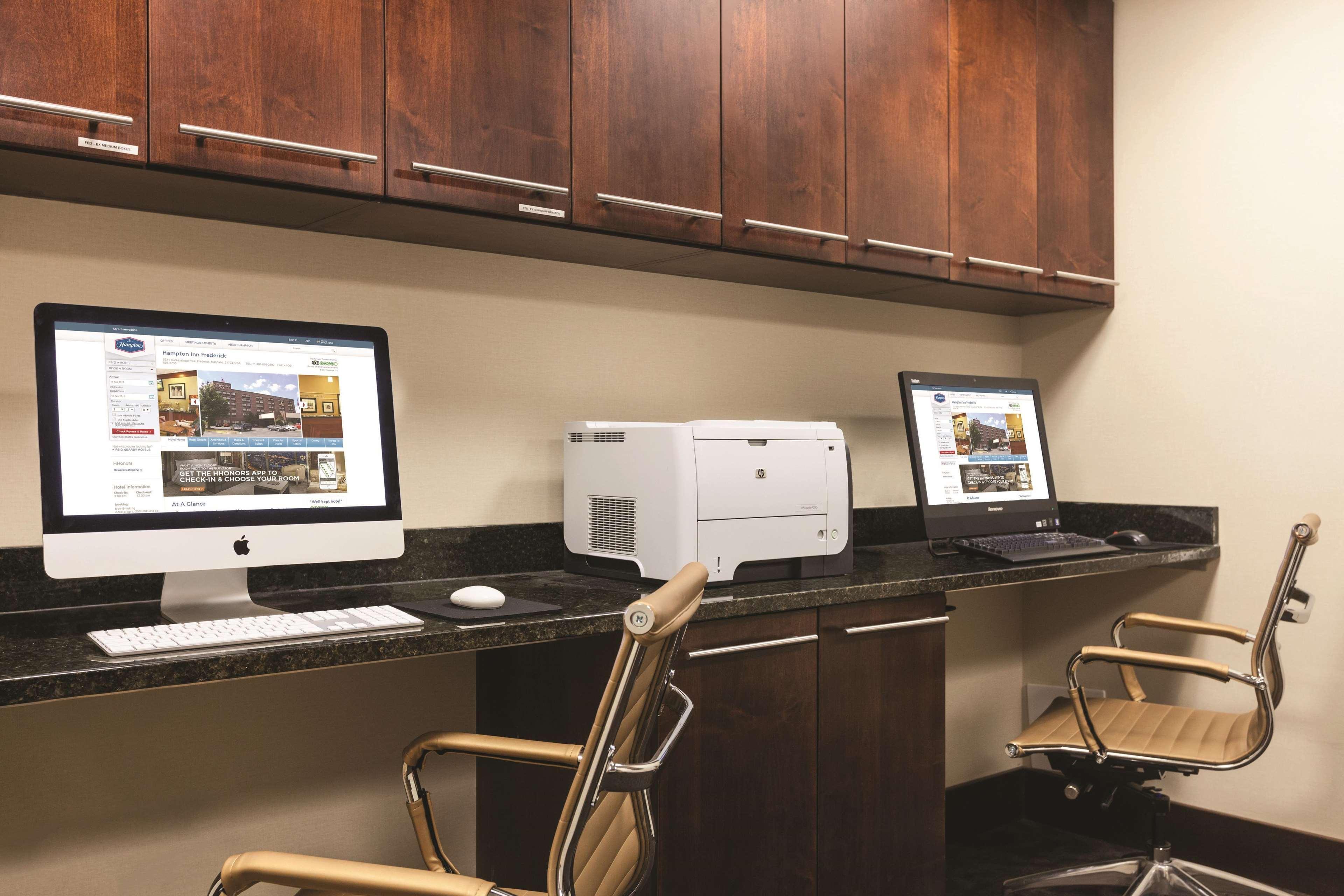 Hampton Inn Frederick Dış mekan fotoğraf