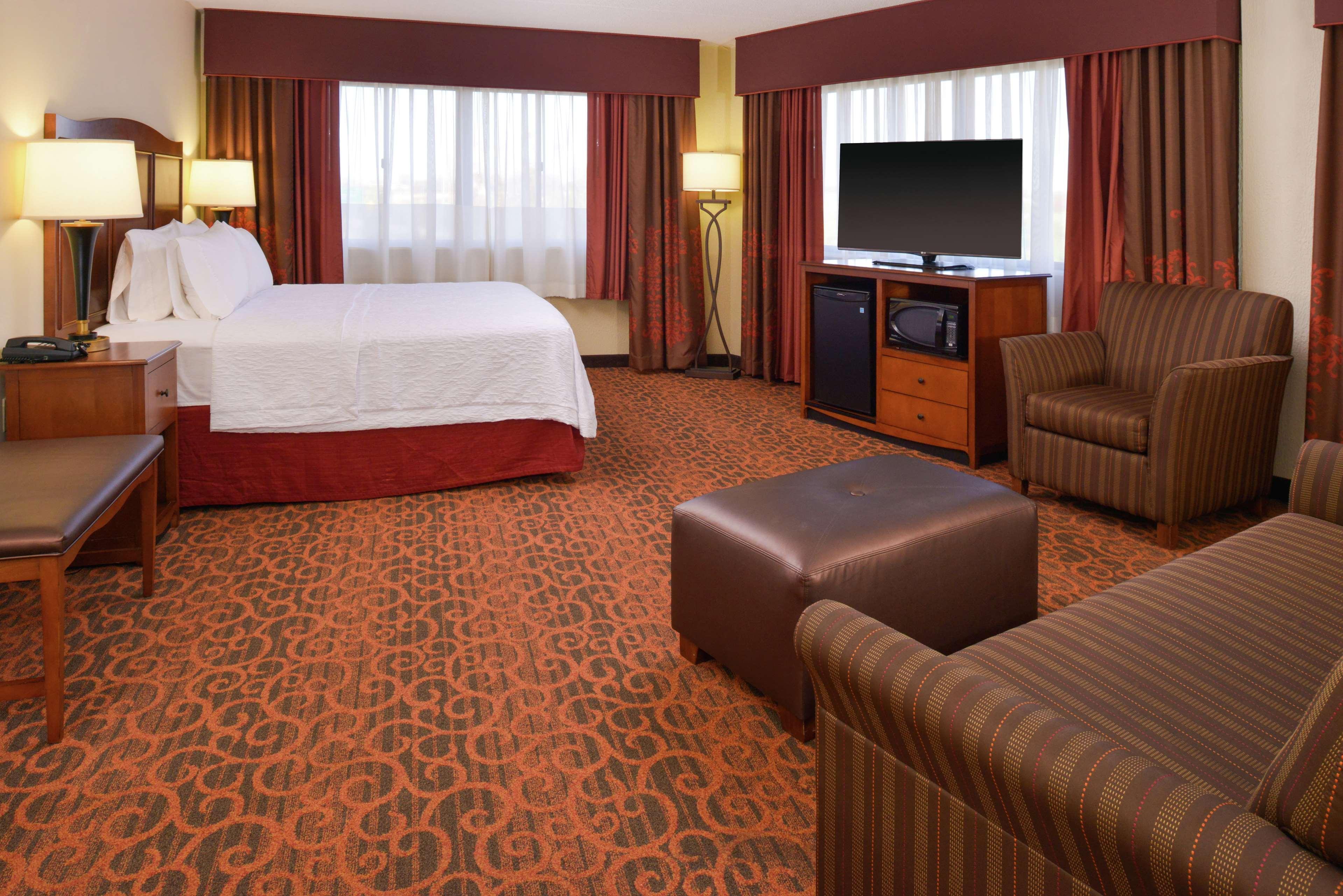 Hampton Inn Frederick Dış mekan fotoğraf
