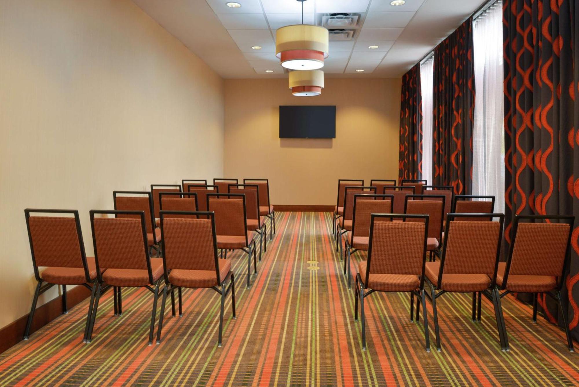 Hampton Inn Frederick Dış mekan fotoğraf