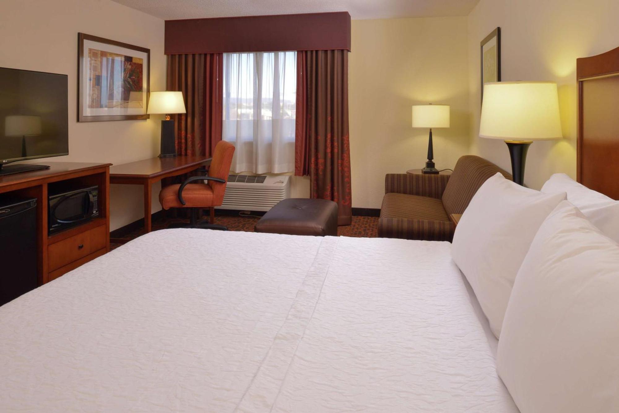 Hampton Inn Frederick Dış mekan fotoğraf