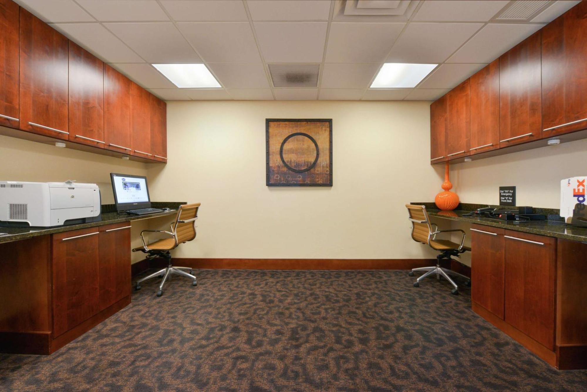 Hampton Inn Frederick Dış mekan fotoğraf