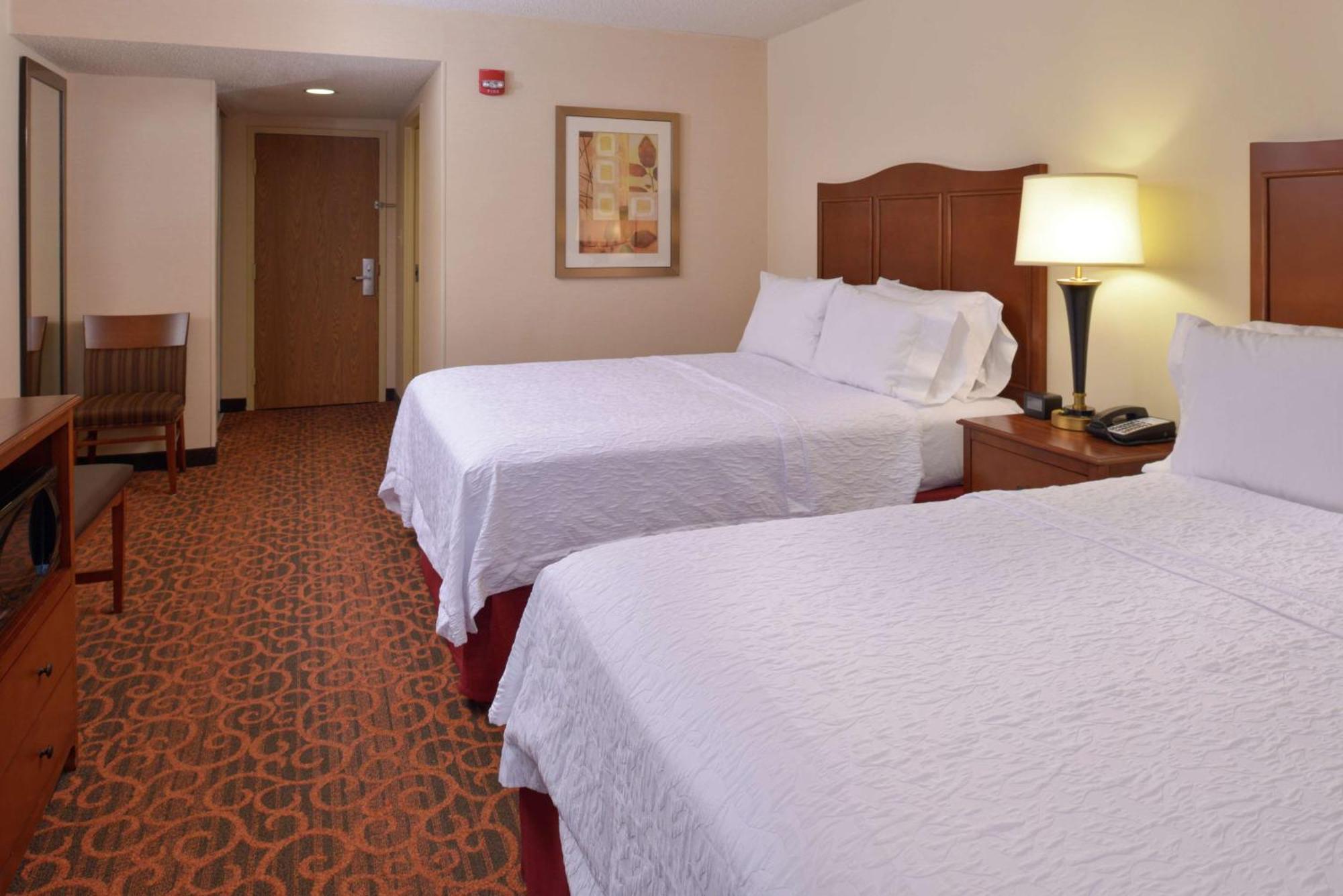 Hampton Inn Frederick Dış mekan fotoğraf