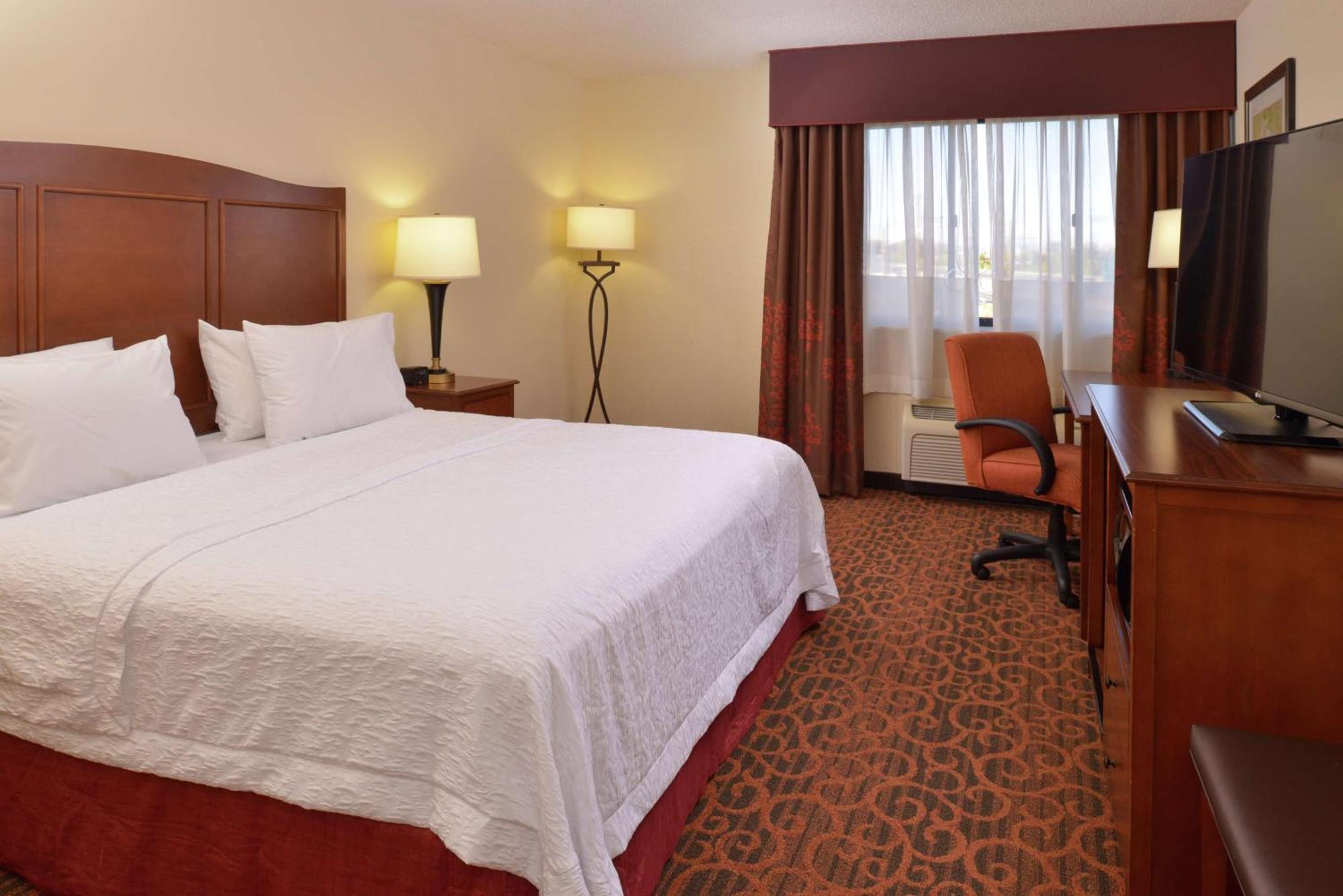 Hampton Inn Frederick Dış mekan fotoğraf