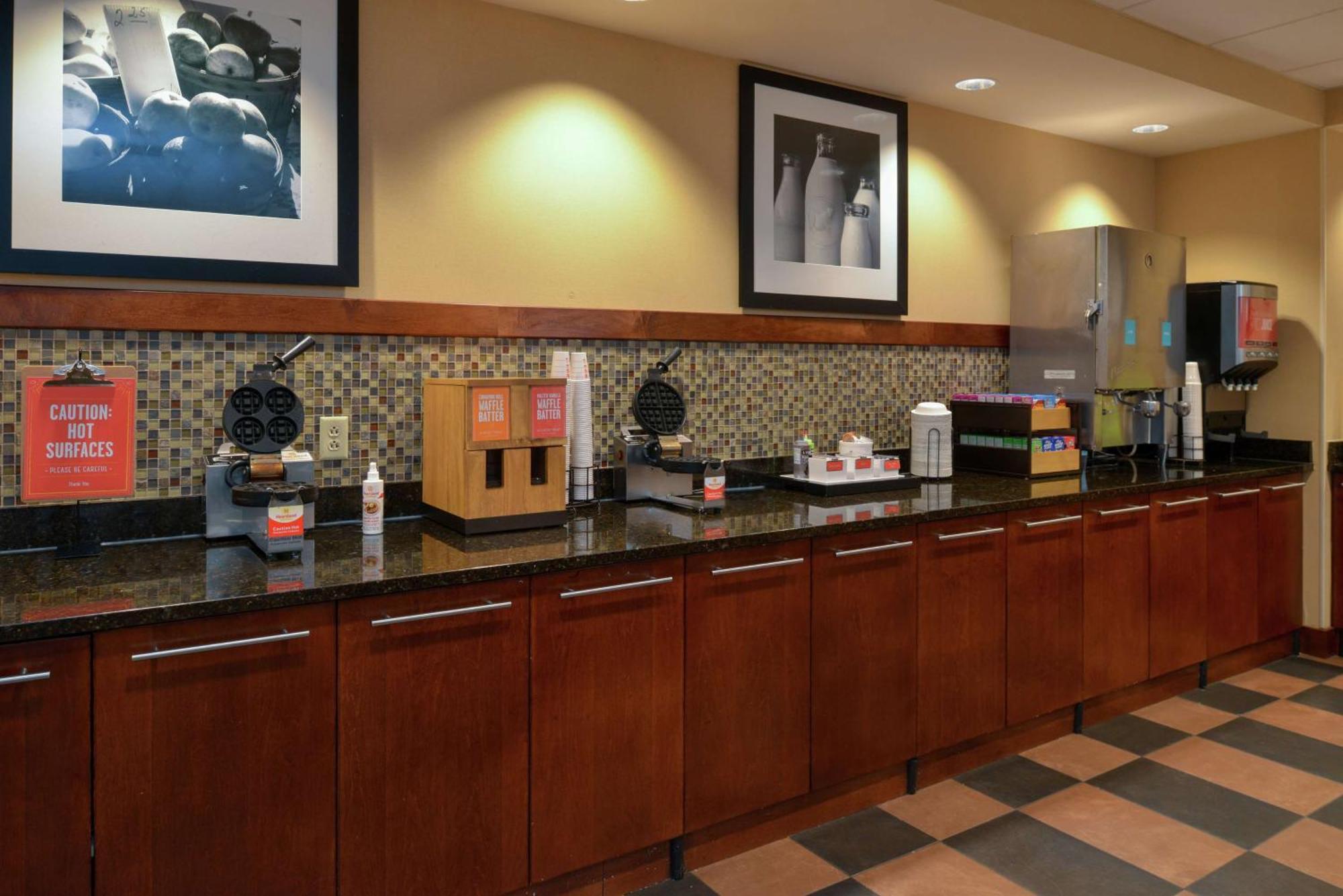 Hampton Inn Frederick Dış mekan fotoğraf